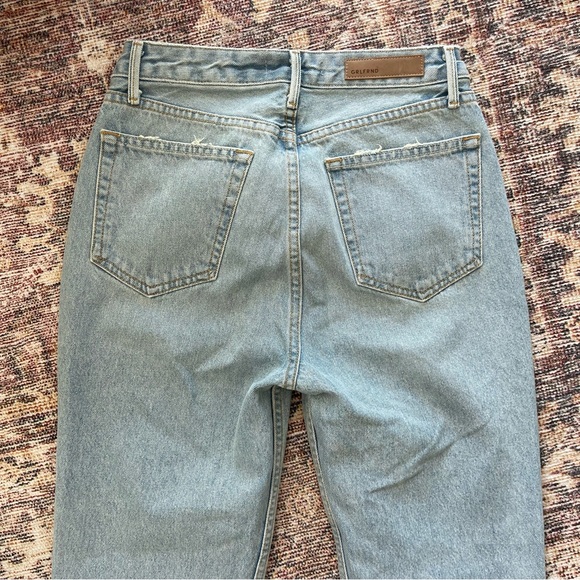 GRLFRND V Dip Waist Jean, 25 - Picture 3 of 7